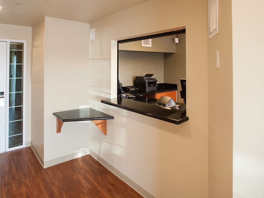 Woodspring Suites San Antonio North Live Oak I-35 Dalaman gambar